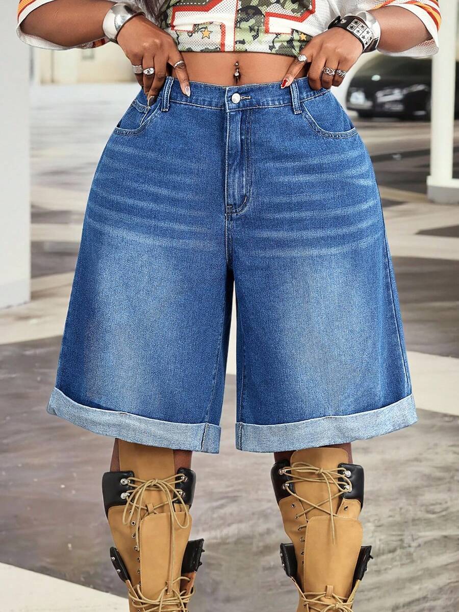 Slaydiva Shorts de mezclilla azul de pierna ancha y corte A para mujer talla grande, primavera/verano, para uso al aire libre y desplazamientos, con múltiples bolsillos y aberturas laterales - Azul lavado medio - Ver 1
