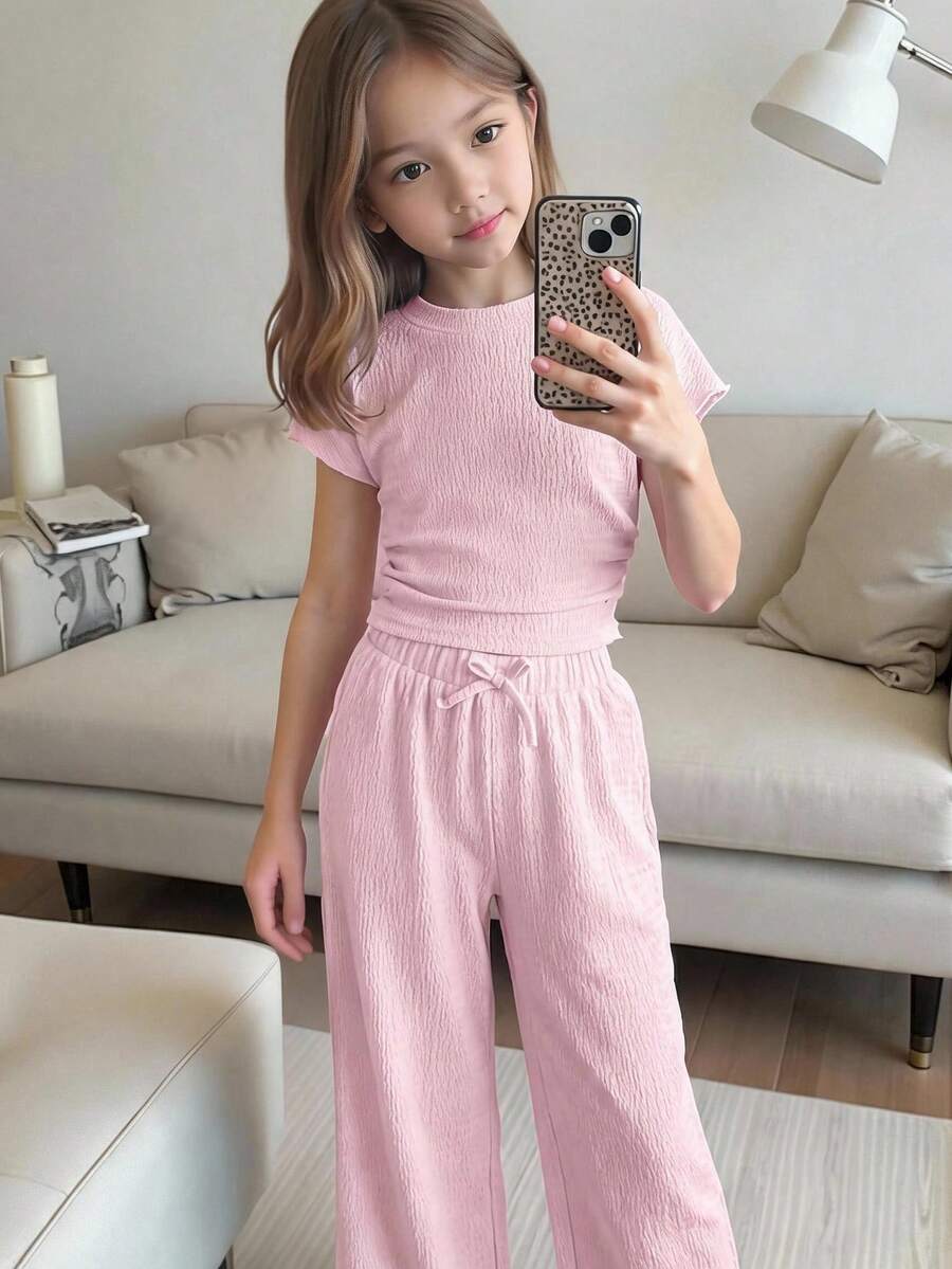 SHEIN 女童純色百褶短袖T恤與長褲休閒日常套裝 - 淺粉色 - 查看 1