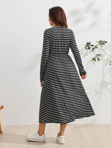 SHEIN فستان حمل أسود بياقة دائرية كاجوال يومي خريفي للتصوير الفوتوغرافي رسمي - الأسود - مشاهدة 8