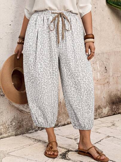 EMERY ROSE Jeans en denim court décontracté à imprimé léopard avec taille à cordon pour femmes grande taille