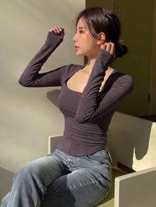 DAZY 女款純色天鵝領長袖修身休閒T恤 - 棕色 - 查看 4