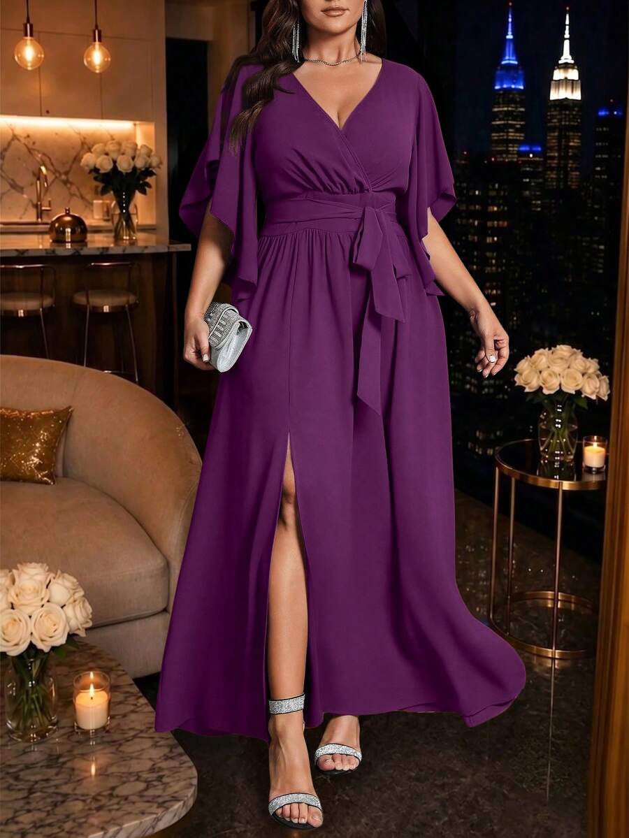 SHEIN Clasi فستان طويل أنيق للحفلات للنساء بمقاسات كبيرة، بلون موحد، بقصة ضيقة، وياقة على شكل حرف V، وأكمام قصيرة، وربطة خصر، وتجاعيد، وفتحة جانبية - الأرجواني - مشاهدة 1