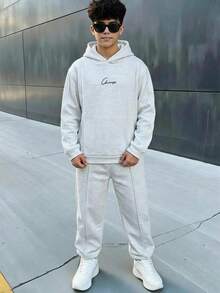 SHEIN 2件組兒童青少年男孩休閒運動字母圖案灰色連帽衛衣與長褲套裝，適合通勤、上學、日常穿著、度假、旅行、運動，秋冬款 - 灰色 - 查看 4