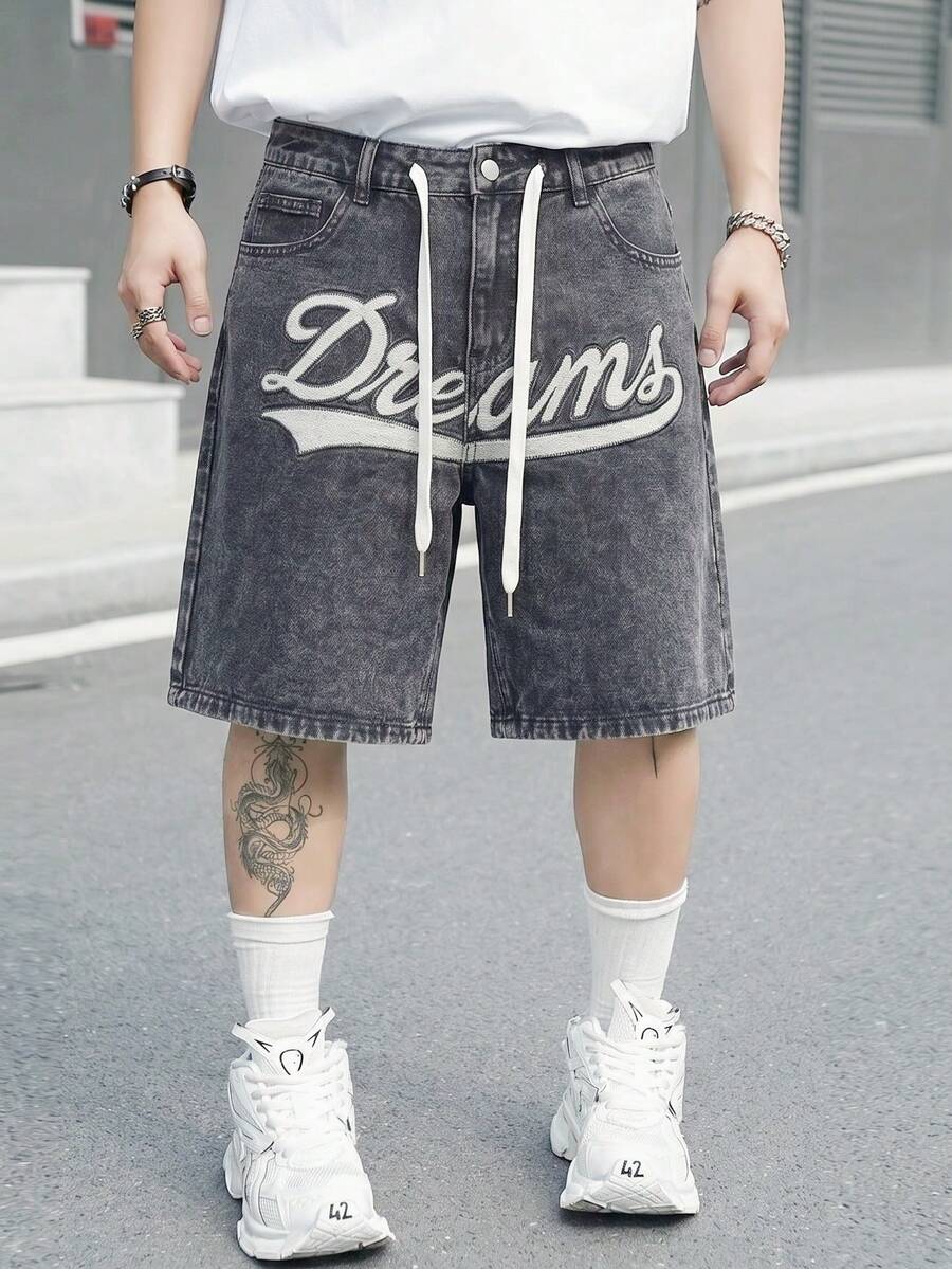 Manfinity EMRG 男士街頭風休閒刺繡深灰色牛仔短褲 - 深灰色 - 查看 1