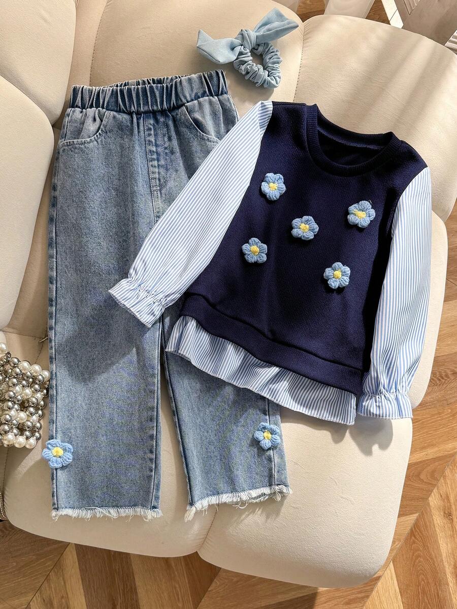 SHEIN 女童秋季棉質水洗百搭時尚休閒舒適柔軟寬鬆藍白條紋拼接花卉裝飾藍色水洗牛仔長褲套裝 - 藍色 - 查看 1