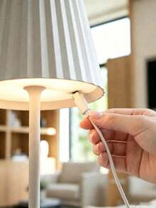 مصباح طاولة LED قابل لإعادة الشحن، مصباح مكتب محمول بتصميم عصري بسيط، مصباح جانبي ديكوري لغرفة النوم وغرفة المعيشة في المنزل - متعدد الألوان - مشاهدة 5