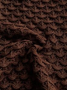 Soleia Gaun Rajut Wanita Seksi dengan Potongan Leher Halter dan Desain Rumbai untuk Liburan - Coffee Brown - View 5