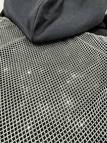 ZURIURI 休閒時尚水鑽魚網拼接連帽無袖男士上衣 - 灰色 - 查看 6
