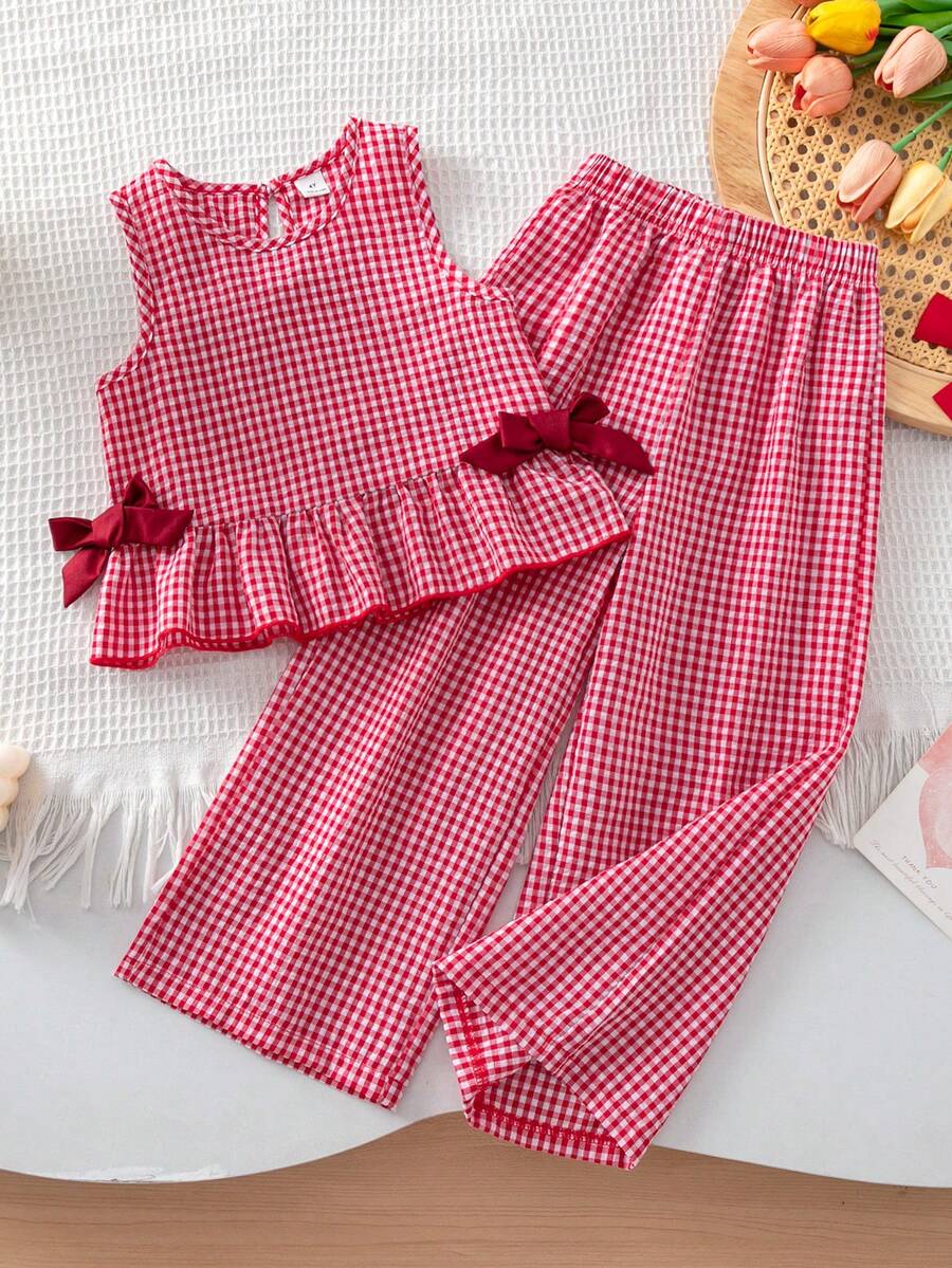 SHEIN Genkimix Kids 女童法式鄉村風紅白格紋圓領無袖背心,側邊3D蝴蝶結裝飾,搭配寬鬆直筒寬腿褲,夏季休閒套裝 - 紅白色 - 查看 1