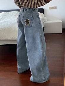 Dazy Kids Tween Girls' Pocketed Button Applique Casual Everyday Wear Denim Jeans - Blue - View 1