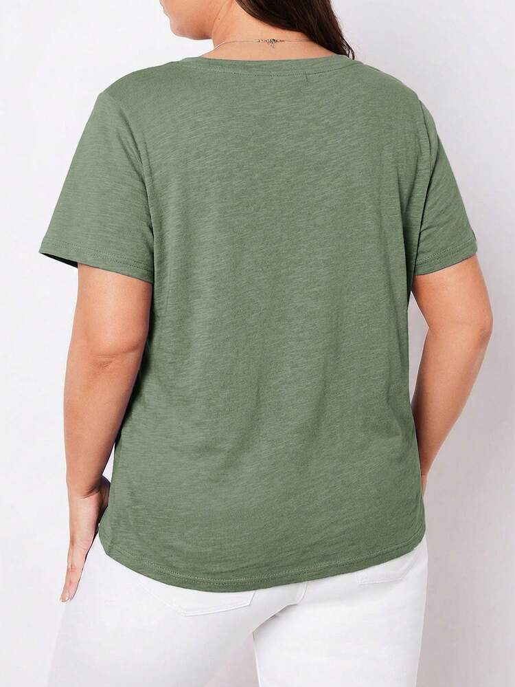 SHEIN BASICS Plus Size Women's Solid Color V-Neck Casual Versatile Daily Short Sleeve Top Club Formal Olive Green Summer - Green - View 2
