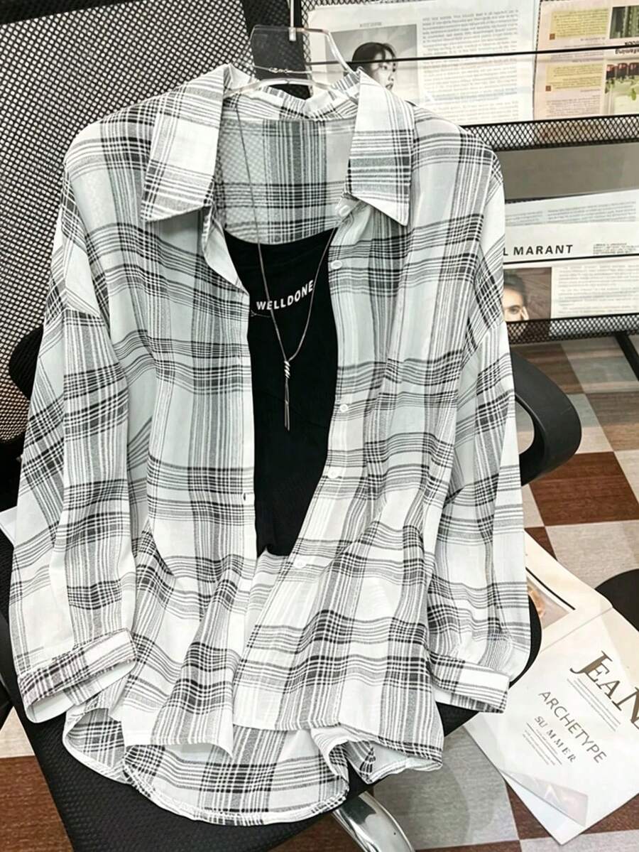 INAWLY Plus Size Women Casual Collegiate Style Printed Drop Shoulder Loose Curved Hem Plaid Shirt Fall Cloth For Women - Black and White - View 1