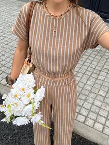 Serisse 蝙蝠袖露脐上衣和抽绳腰裤，纹理面料两件套 - 杏色 - 查看 6