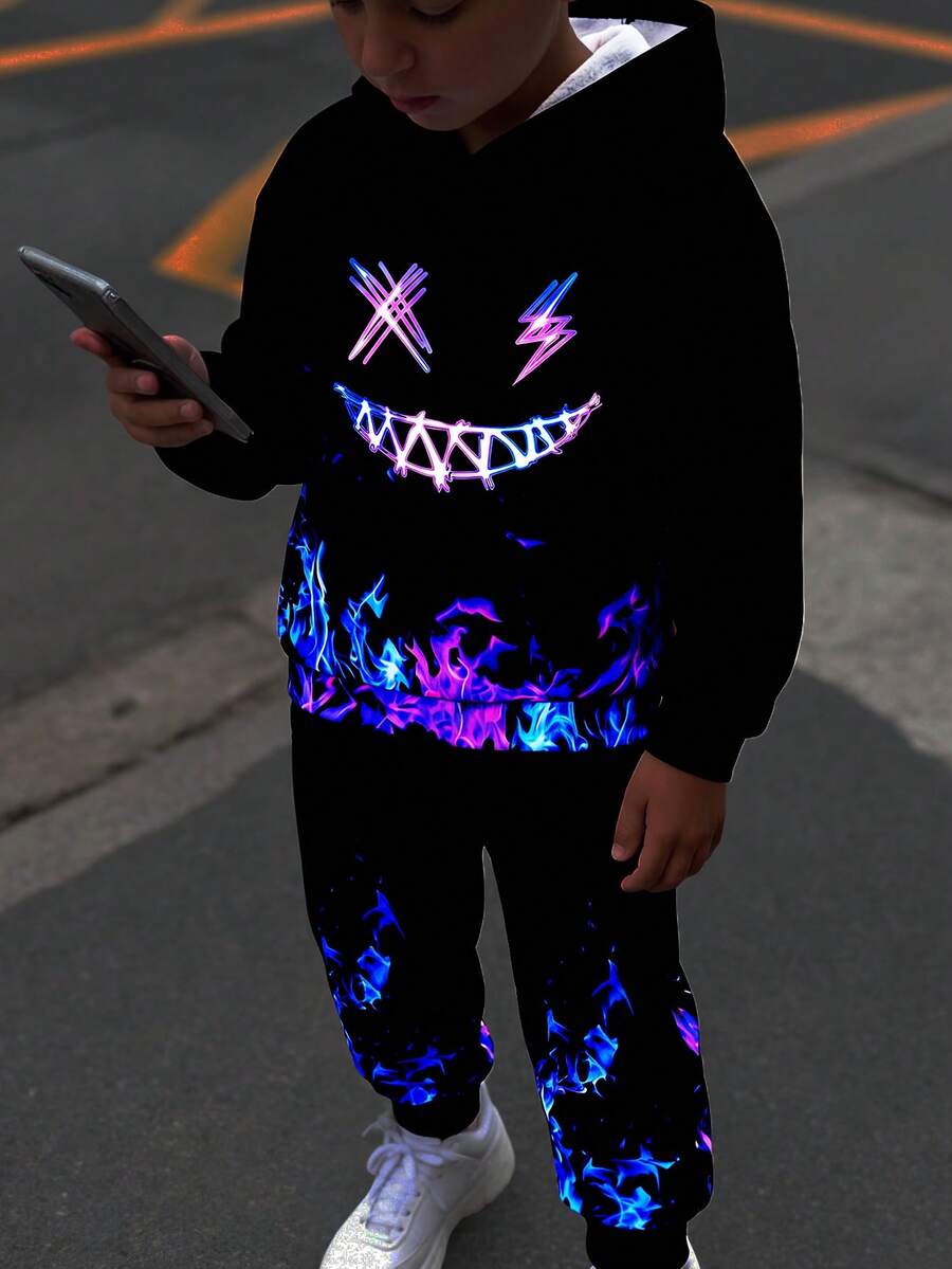 SHEIN 2pcs Kids Tween Boy Casual Daily Versatile Comfortable Printed Pattern Hoodie Loose Pullover Long Sleeve Sweatshirt Jogger Loose Sweatpants Knit Sweatshirt Set 2-Piece