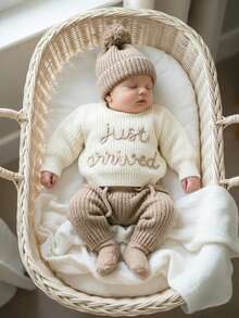 SHEIN 3Pcs Set White Autumn Baby Hospital Arrival Announcement Outfit Graphic Knitted Tops And Pants With Hat Newborn Photo Shoot Props Family Matching - Multicolor - View 4