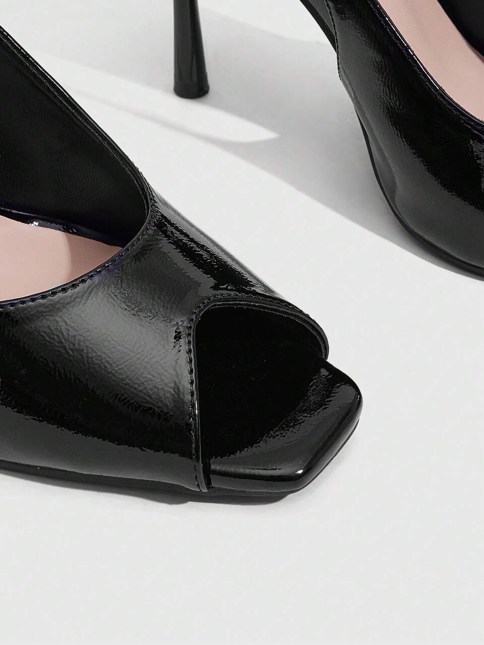 CUCCOO SZL Spring And Summer New Square Toe Rear Strap Stiletto Elegant Commuter Sandals