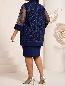 Fleurora Conjunto de 2 piezas de talla grande para vacaciones con vestido de cuello redondo de unicolor minimalista y top bordado para otoño - azul real - Ver 2