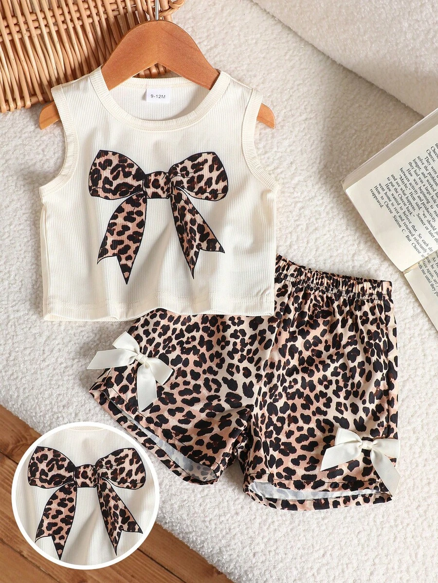 SHEIN Bộ đồ hè cho bé gái màu mơ và họa tiết da báo, gồm áo không tay có họa tiết và quần short họa tiết da báo với nơ màu mơ, trang phục thiết yếu hàng ngày. - Màu Khaki - Xem 1