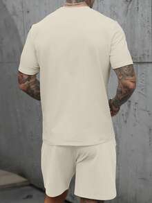 Manfinity Homme Men's Leather Patch Decor Casual Fitted T-Shirt Set - Apricot - View 2