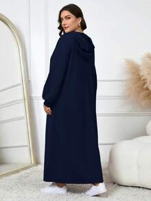 Modelyn 大尺碼抽繩連帽長袖休閒素色端莊阿拉伯風冬季洋裝 - 藏蓝色 - 查看 2