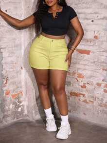 Slaydiva Plus Size Women'S Pocket Button Casual Versatile Daily Travel Denim Shorts Vacation Outfits - Yellow - View 3