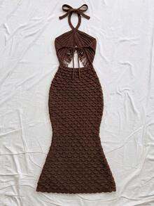 Soleia Gaun Rajut Wanita Seksi dengan Potongan Leher Halter dan Desain Rumbai untuk Liburan - Coffee Brown - View 2