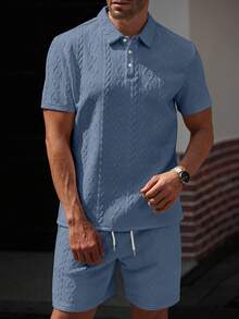 Manfinity CasualCool 男士幾何紋理短袖 Polo 衫與短褲休閒套裝 - 藍色 - 查看 4