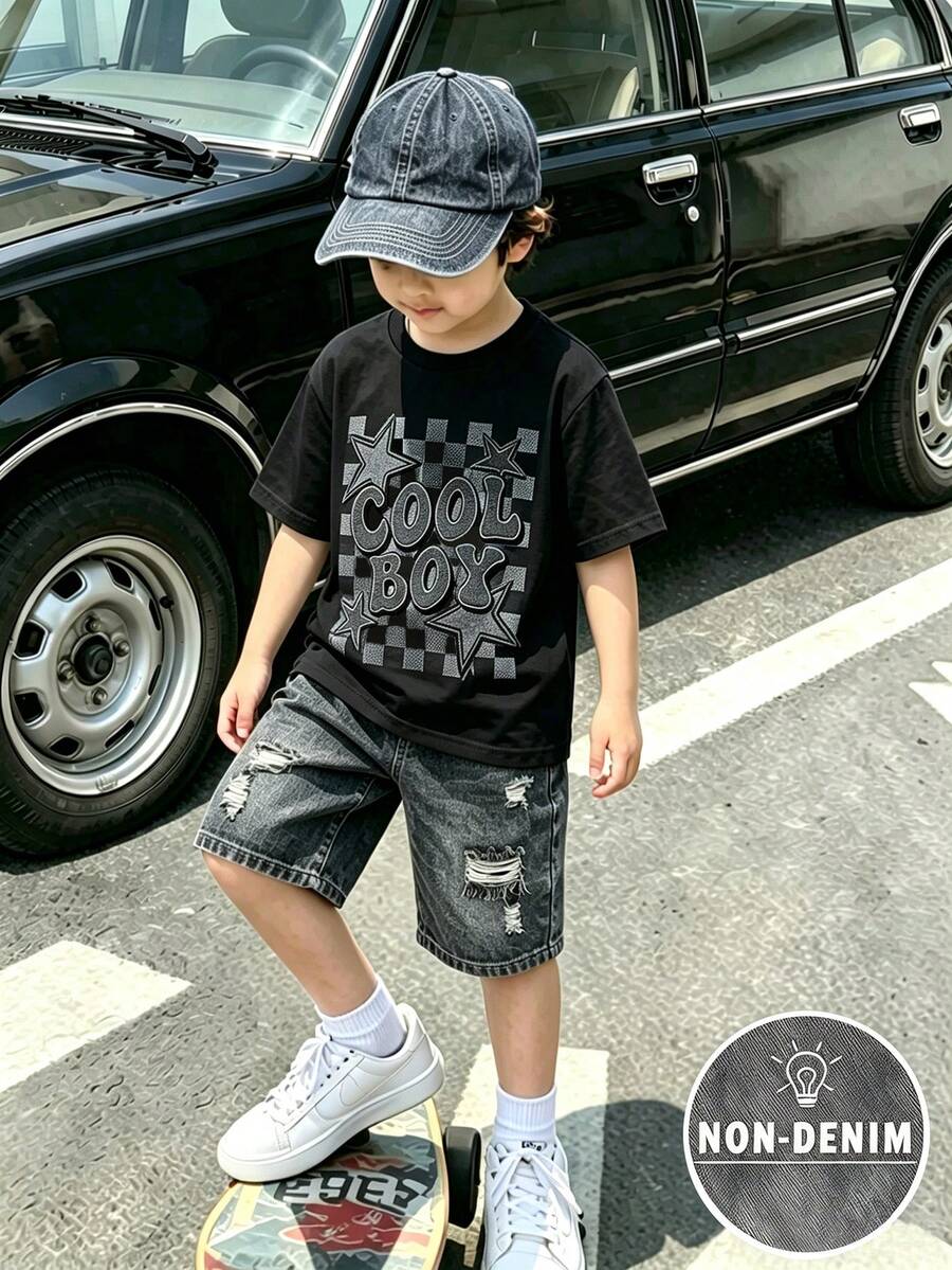 2件組青少年男孩酷炫字母與格紋印花時尚T恤短褲套裝,圓領短袖T恤搭配運動短褲,適合假期派對、春夏休閒穿著,舒適自在,夏季首選,街頭風休閒穿搭,開學季適用 - 彩色 - 查看 1