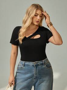 Shapeblank Women's Plus Size New Spring/Summer Fashionable Black Hollow-Out Slim Fit Short Sleeve T-Shirt, Versatile - Black - View 6