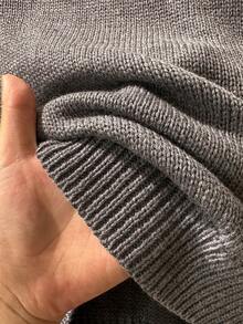 SHEIN 1件女款套頭毛衣，經典麻花編織素色時尚V領修身長袖適中厚度針織套頭衫，胸前黑色馬刺繡設計，舒適顯身材，可單穿，春秋必備，適合日常休閒、居家舒適、外出、聚會和購物 - 藏蓝色 - 查看 6