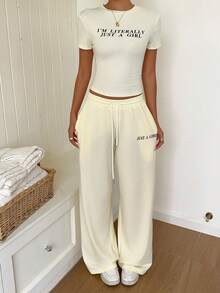 SHEIN EZwear 女款白色針織休閒圖案套裝，復古風做舊印花水洗質感，街頭風返校居家睡衣夏季款 - 淡黃色 - 查看 6