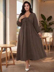 SHEIN Lady CURVE 大码女式纯色休闲宽松长袖抽绳连衣裙 - 棕色 - 查看 2