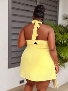 CurvyTilda Plus Size Elegant Solid Color Halter Backless Dress, Summer - Yellow - View 2