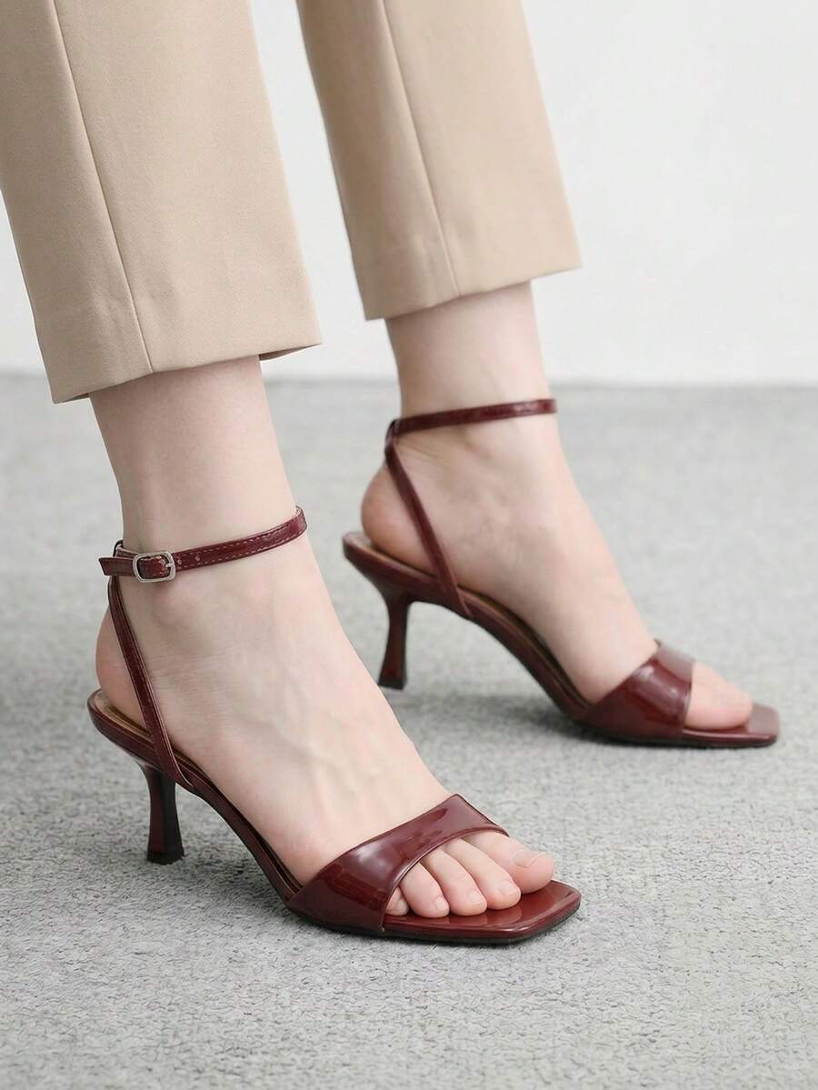 CUCCOO BIZCHIC 女款方頭春夏新款 PU 面料踝扣涼鞋,浪漫優雅氣質風 - 酒紅鏡面 - 查看 1