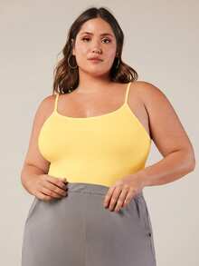 SHEIN BASICS 大尺碼純色圓領細肩帶背心上衣 女款夏季上衣 夏日穿搭 - 鵝黃色 - 查看 3