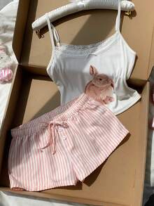 Comfortcana Conjunto de dos piezas casual para uso diario de mujer con top de tirantes y shorts con patchwork de encaje y estampado de dibujos animados - Rosa - Ver 4