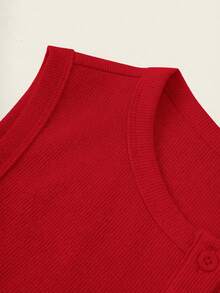 SHEIN BASICS 休閒純色針織修身大尺碼背心 - 紅色 - 查看 3