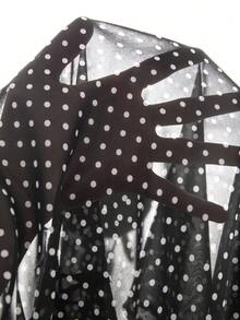 GlowEve CURVE Damen Quadratischer Ausschnitt Schwarz & Weiß kleine Polka Dot Chiffon Cover-Up, leichtes Puffärmel transparent Sonnenschutz lockeres Hemd, Rüschensaum Polka Dot Chiffon Top, lockeres schmeichelhaftes Quadratischer Ausschnitt Bindung vorne dünnes Langarm Sonnenschutz Cover-Up Hemd - Verschiedenfarbig - Übersicht 5