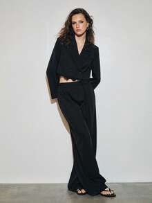 MOTF PREMIUM URBAN LACE PATCHWORK CROPPED BLAZER SPRING/SUMMER - Black - View 3