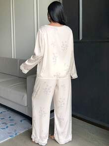 Dazy Plus Floral Print All-Over Lace Trim Patchwork Loose Top And Pants Elegant Spring/Autumn Pajama Set - Apricot - View 4