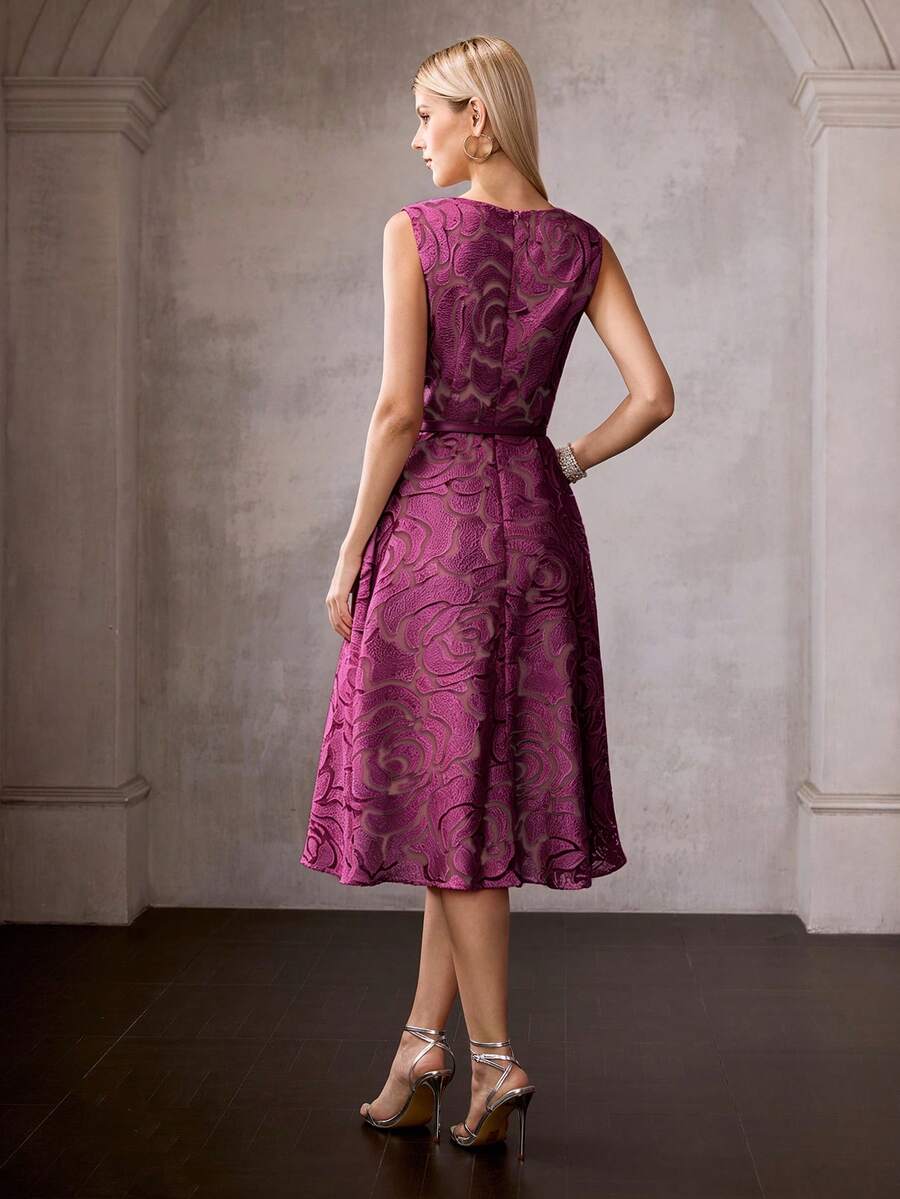 MOTF PREMIUM FRENCH DESIGN NICHE DEEP V-NECK SEXY SLEEVELESS WAIST-CINCHING SLIMMING FLARED MIDI DRESS - Red Violet - View 2