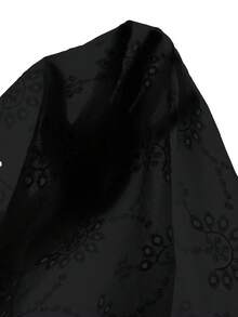 Rusticease 大尺碼女款刺繡設計圓領短袖休閒襯衫 - 黑色 - 查看 8