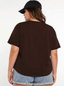 SHEIN BASICS 大尺碼夏季休閒百搭純色短袖T恤 - 棕色 - 查看 2