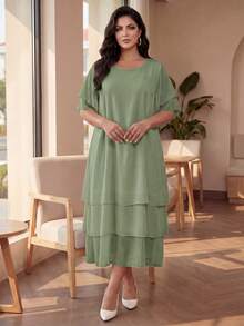 SHEIN Lady CURVE 大码休闲连衣裙，白色圆领，不对称飘逸下摆，波西米亚风格，适合春夏穿着 - 綠色 - 查看 5