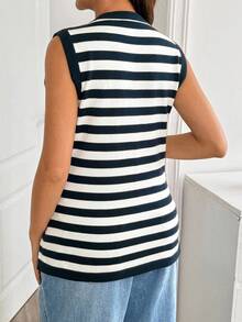 SHEIN Rompi Rajut Hamil Bergaris dengan Bordir Hati dan Belahan di Bagian Bawah - Navy Blue - View 8
