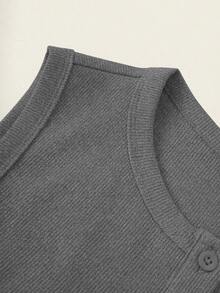 SHEIN BASICS 休閒純色針織修身大尺碼背心 - 深灰色 - 查看 3