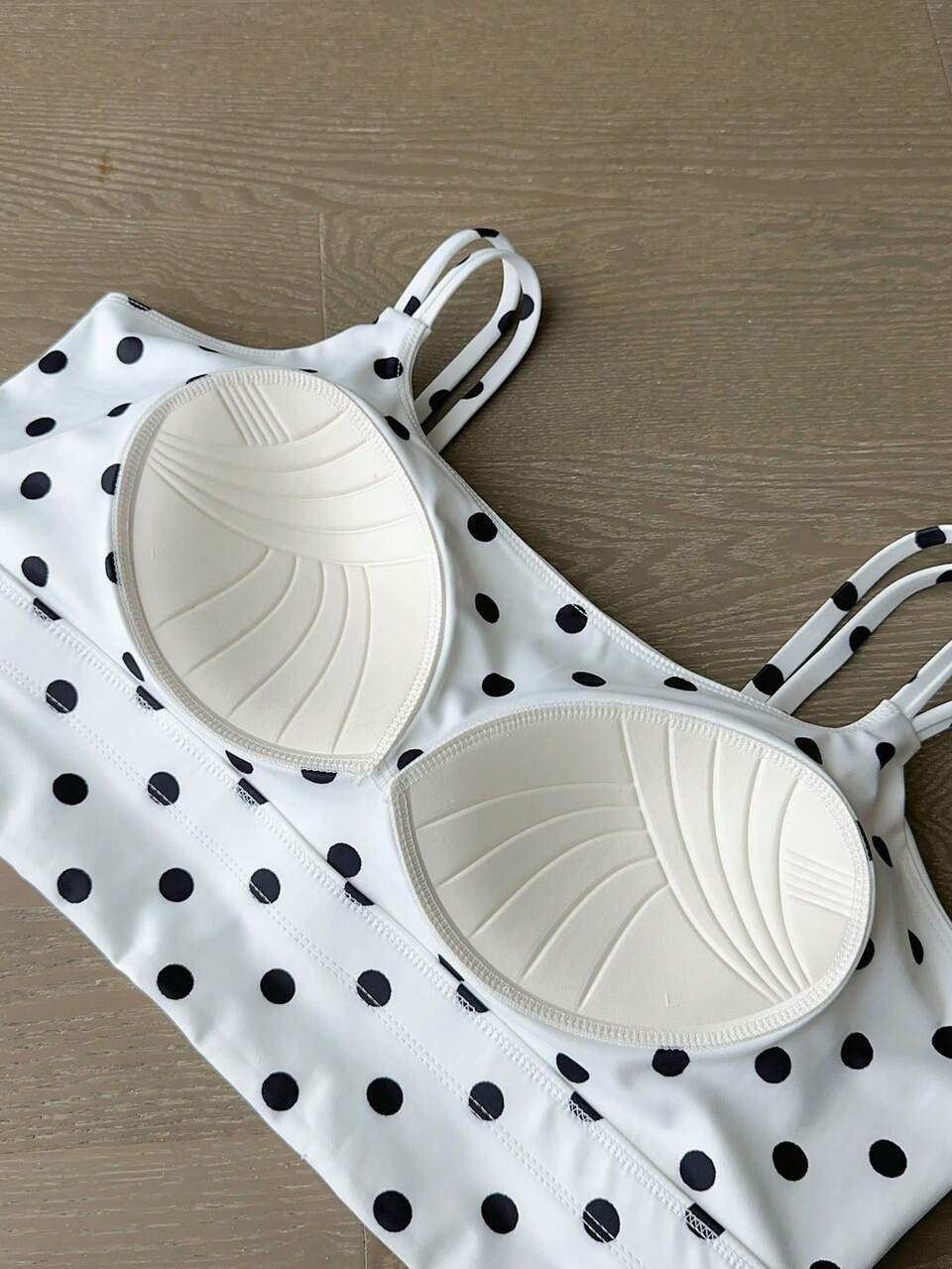 Dazy Plus Sports Casual Fitted Padded Polka Dot Sports Bra, Wearable As Top, Versatile White, Spring Summer Autumn New Arrival