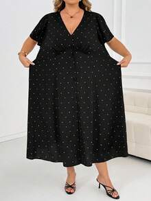 SHEIN CURVE+ 大尺碼法式波點印花單排扣V領洋裝 - 黑與白 - 查看 4