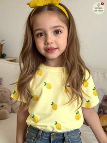 Young Girl Casual Minimalist Cute Polka Dot Mini Shiny Textured Lemon Pattern, Cream Yellow, Pastoral Vacation Style, Round Neck Short Sleeve T-Shirt Suitable For Summer Kawaii, Graphic Tee, Cozy, Tops, Cute - Multicolor - View 1