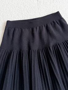 SHEIN 女童秋冬時尚愛心蝴蝶結針織長袖開襟衫與黑色裙子套裝套頭衫 - 彩色 - 查看 7